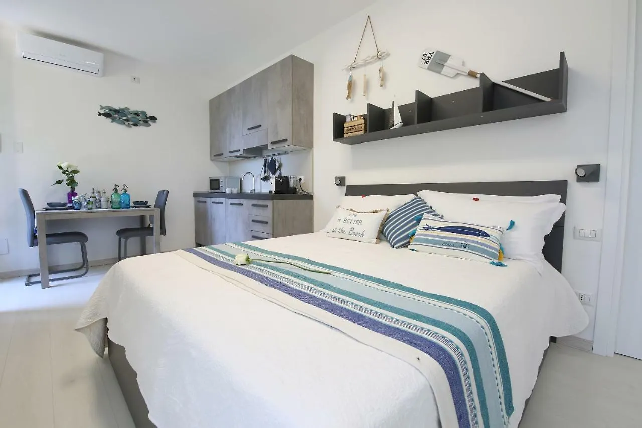 Apartment A Lago Private Beach And Parking Oliveto Lario