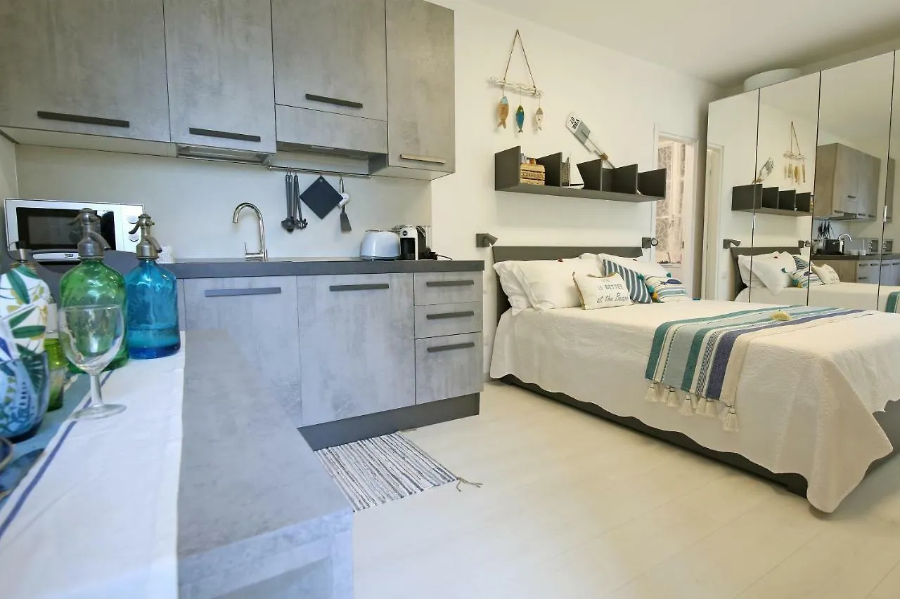 Apartment A Lago Private Beach And Parking Oliveto Lario Ιταλία